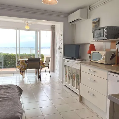 T1 Avec Climatisation, Wifi, Parking A - Fr-1-553-218 * Balaruc-les-Bains