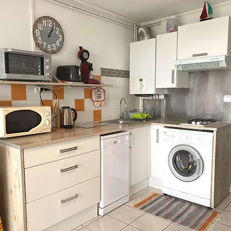 T1 Avec Climatisation, Wifi, Parking A - Fr-1-553-218 Balaruc-les-Bains